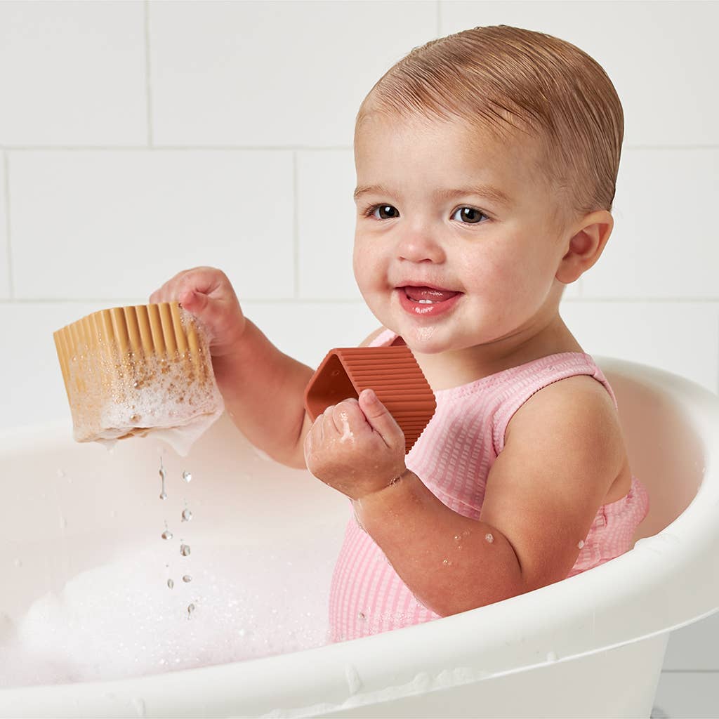 Itzy Sprinkle™ Bath Cups Toy