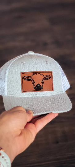 Cow patch snapback: Flatbill / Tiny